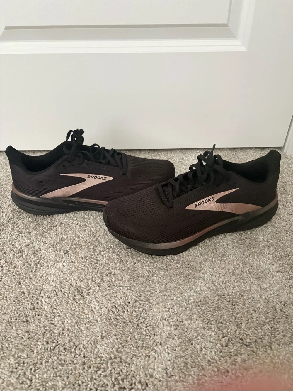 Brooks revel 8 size 12 womens